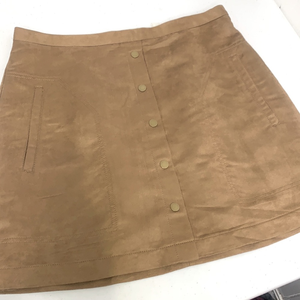 3 FOR $20 H&M Tab Faux Suede Skirt Size 14